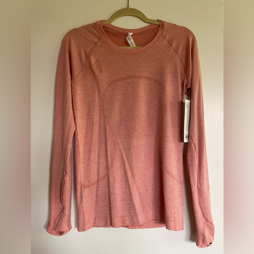 NWT Lululemon Swiftly Tech LS 2.0, size 8